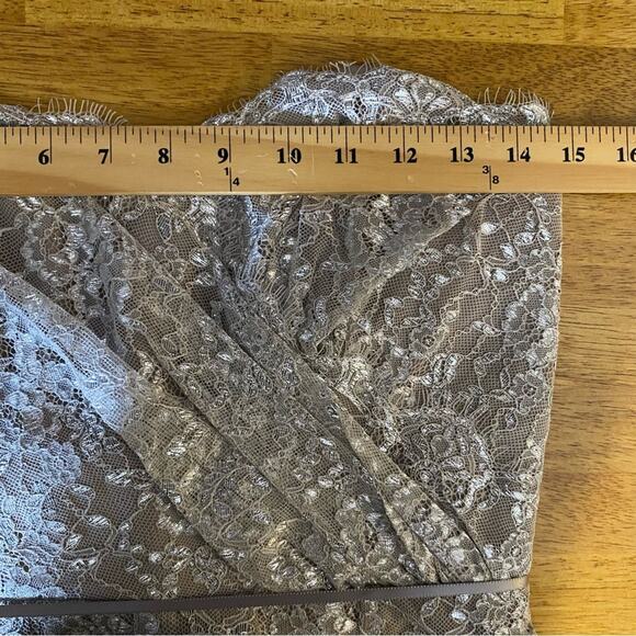 Alvina Valenta Maids Beige Silver Lace Overlay Strapless Dress Size 10 Womens - Picture 9 of 11